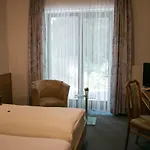 בית הארחה Haus Am Wasserfall 3*