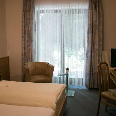 Haus Am Wasserfall 3* Детмольд